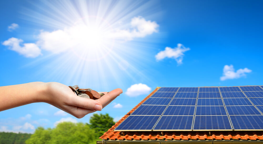 هل الألواح الشمسية هي الحل المناسب لمنزلك؟